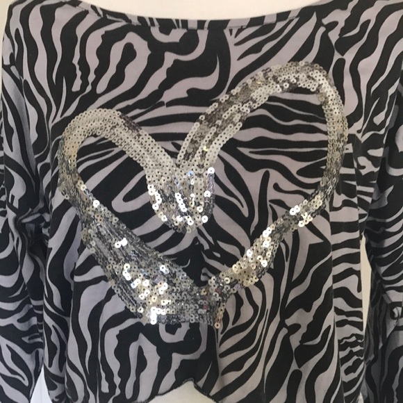 SEQUINS ZEBRA PRINT HIGH LOW CROP TOP - Picture 2 of 5